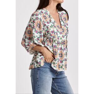 Dear John Malia Novelty Blouse Flower Medallion sz M 3/4 Sleeves V Neck Babydol